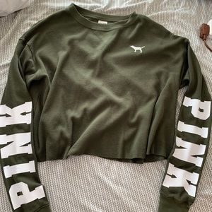 army green cropped long sleeve top